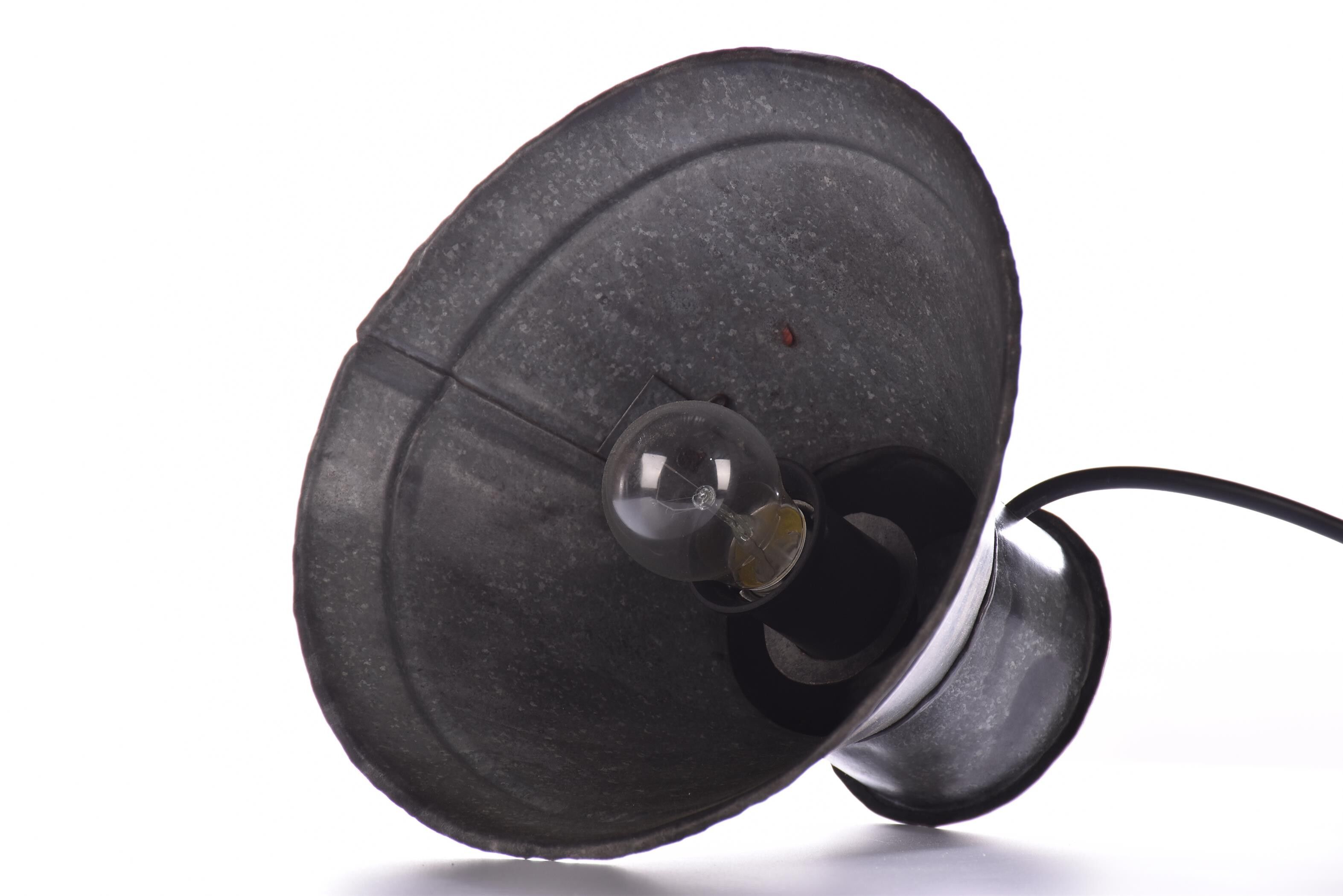 Industrial zinc pendant lamp