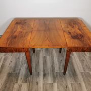 Table à manger par Jindrich Halabala