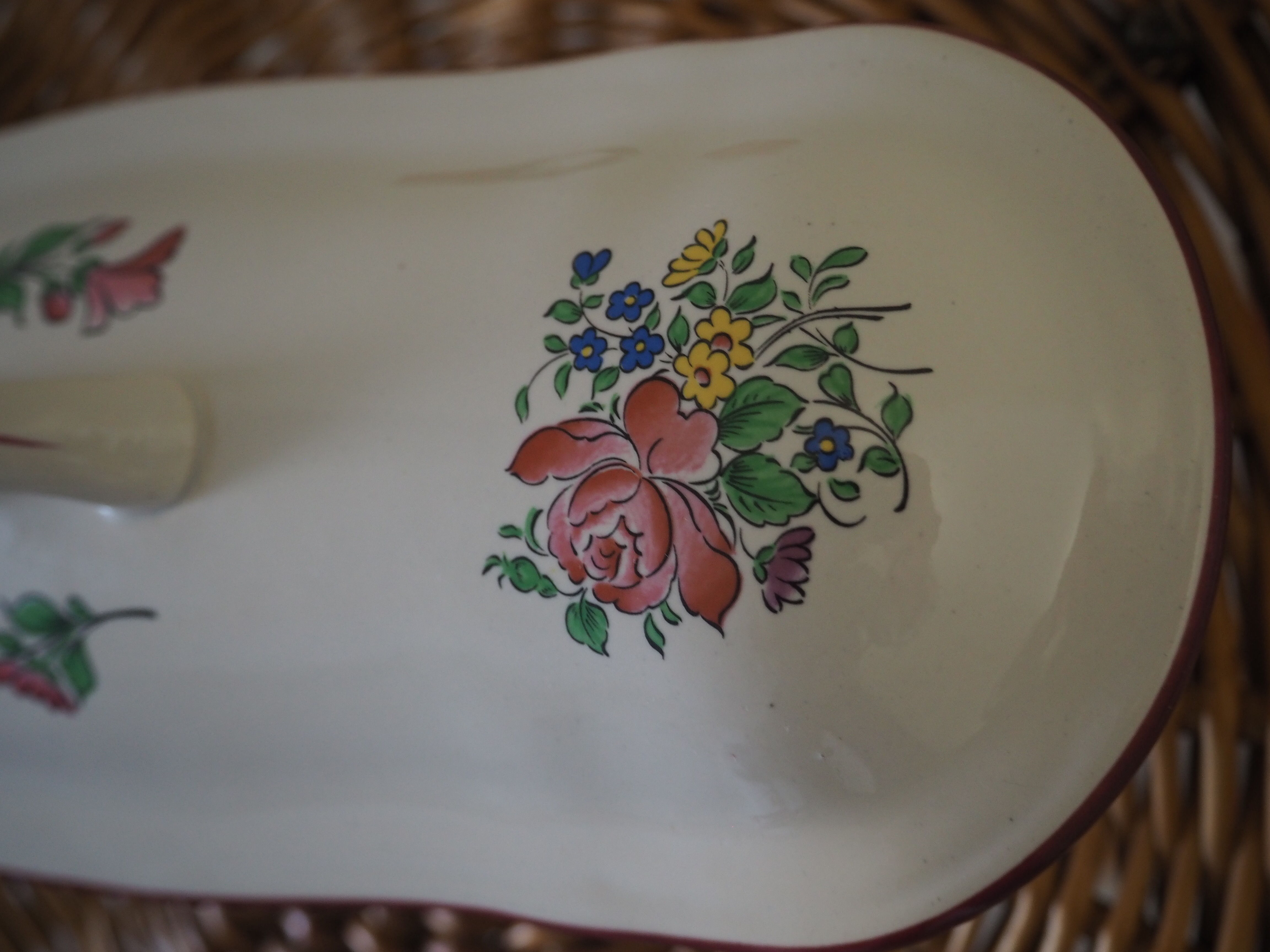 Comb holder with lid or bonbonnière - louis xv – reverbere collection – faience lunéville