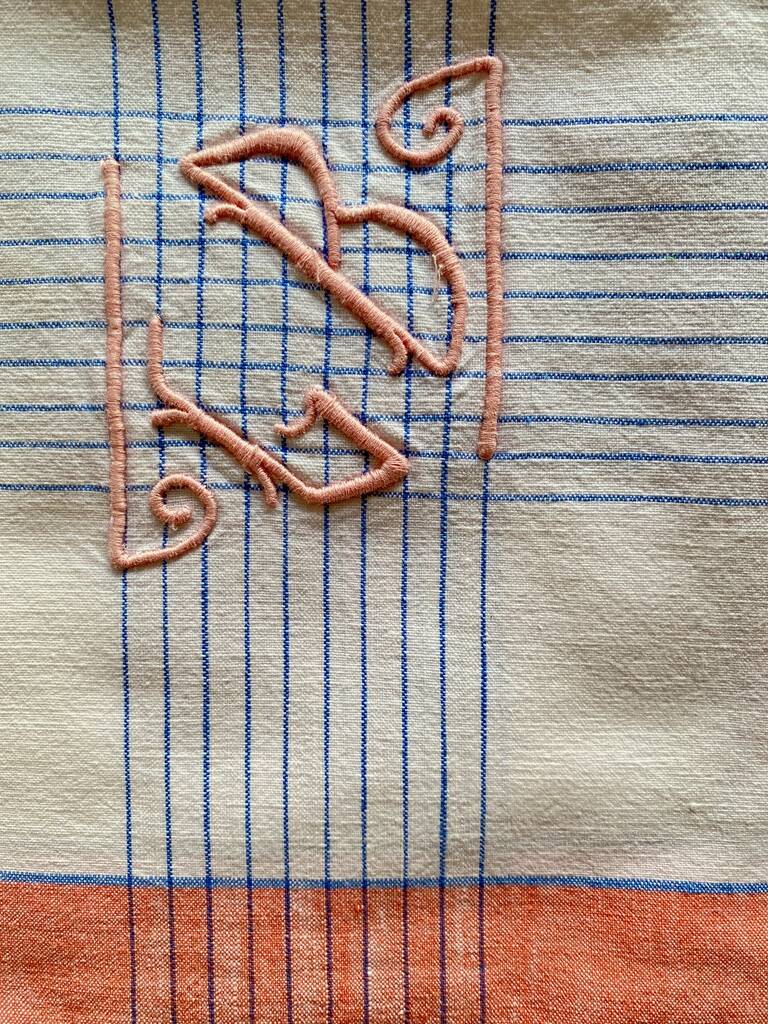 Tablecloth and 8 monogrammed Scottish napkins GB - 150x140 - cotton