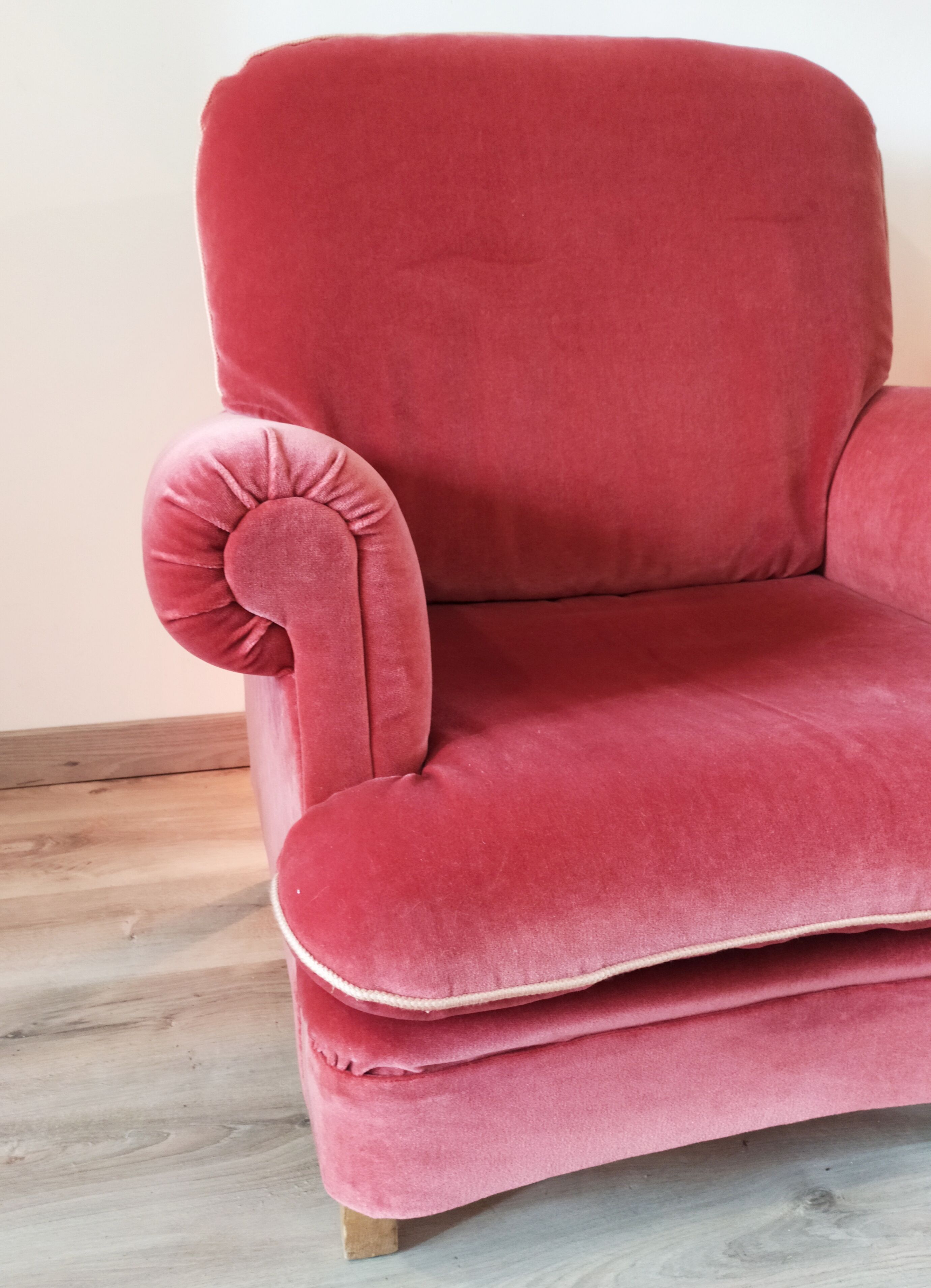 Fauteuil vintage velours rose