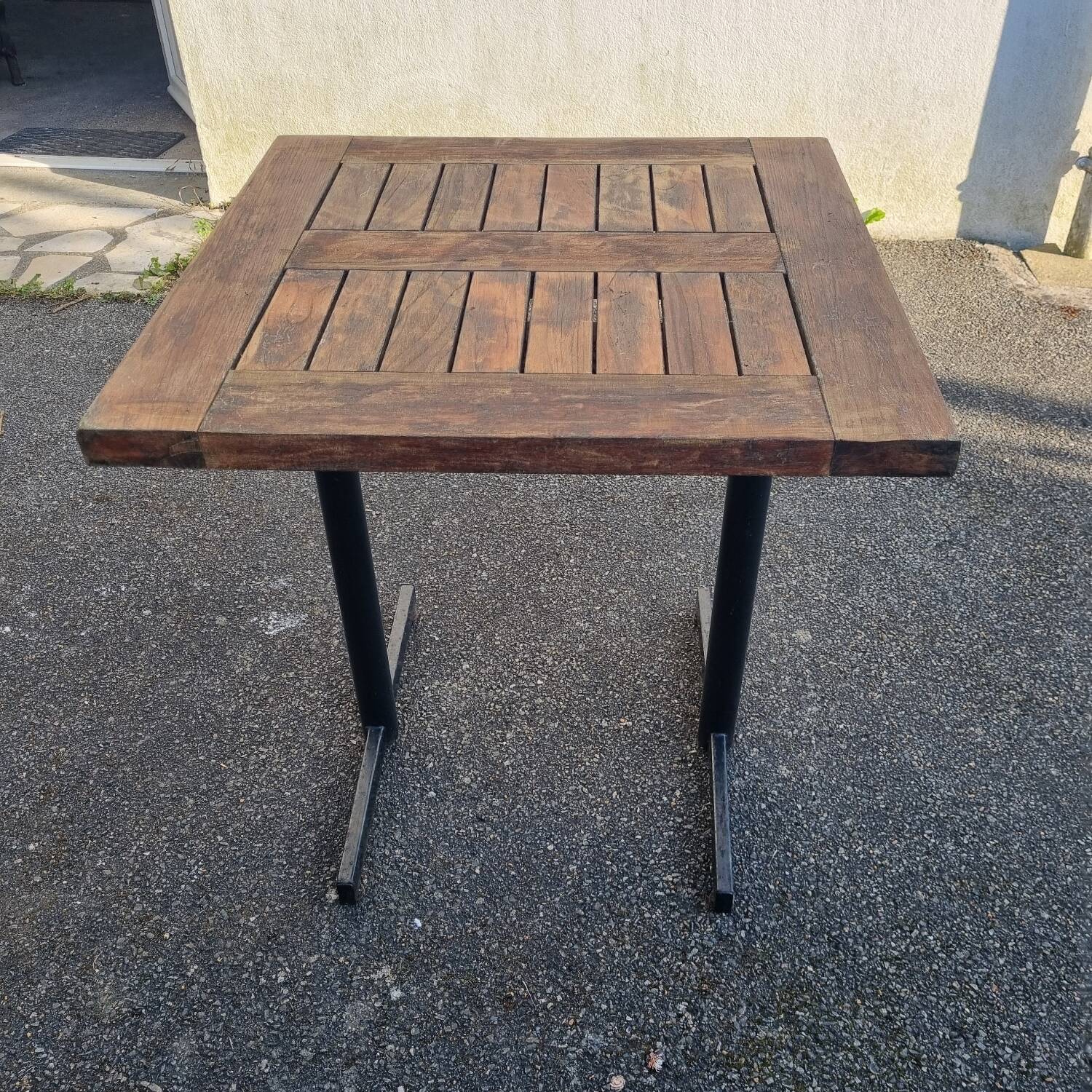 Table bistrot carrée, bois teck