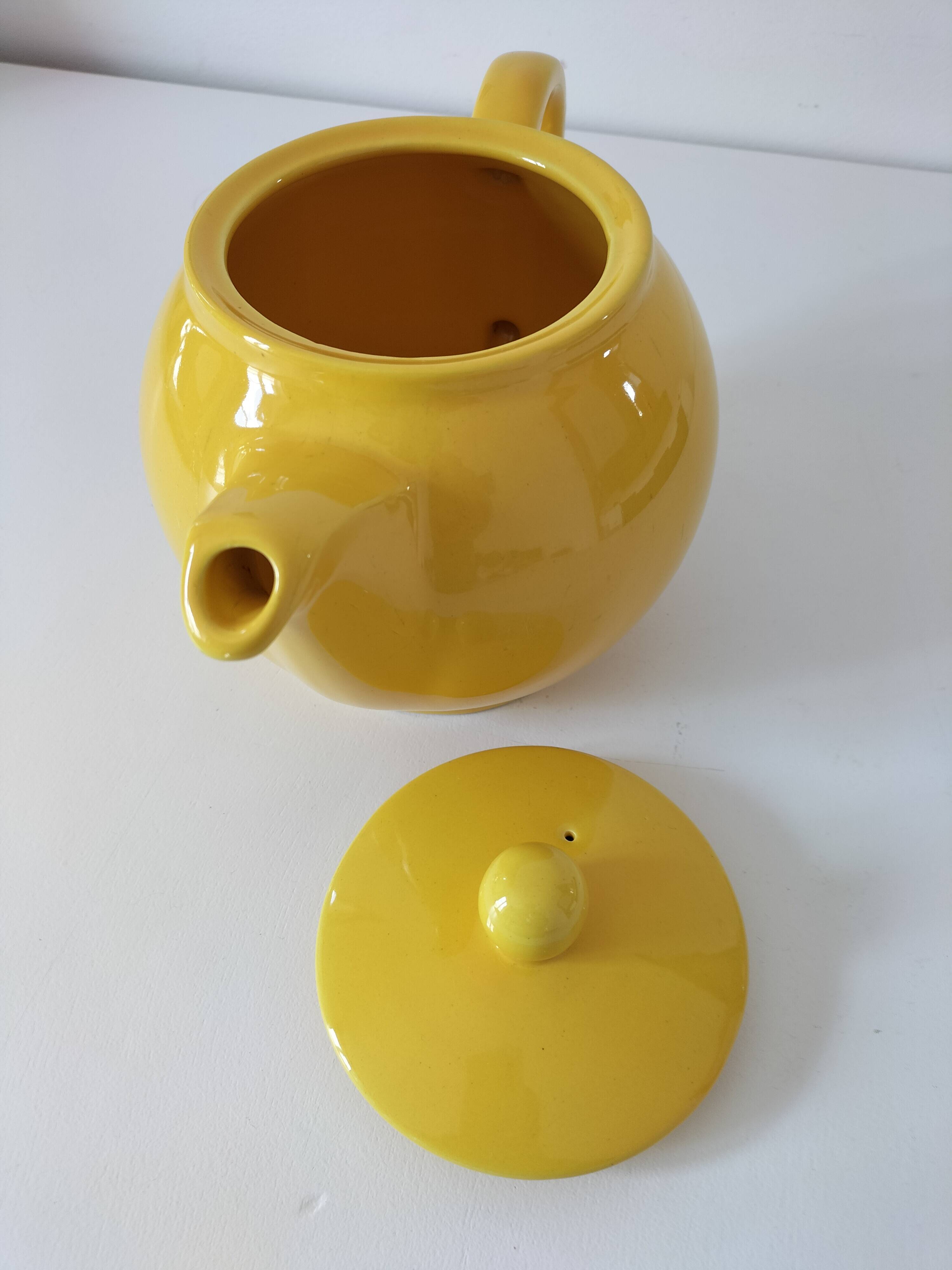 Vintage sun yellow teapot – Moulin des Loups & Hamage Nord