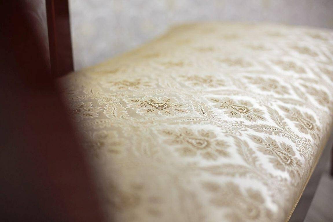 Antique Chaise Lounge in Yellow Fabric with Brass Details, 1890s