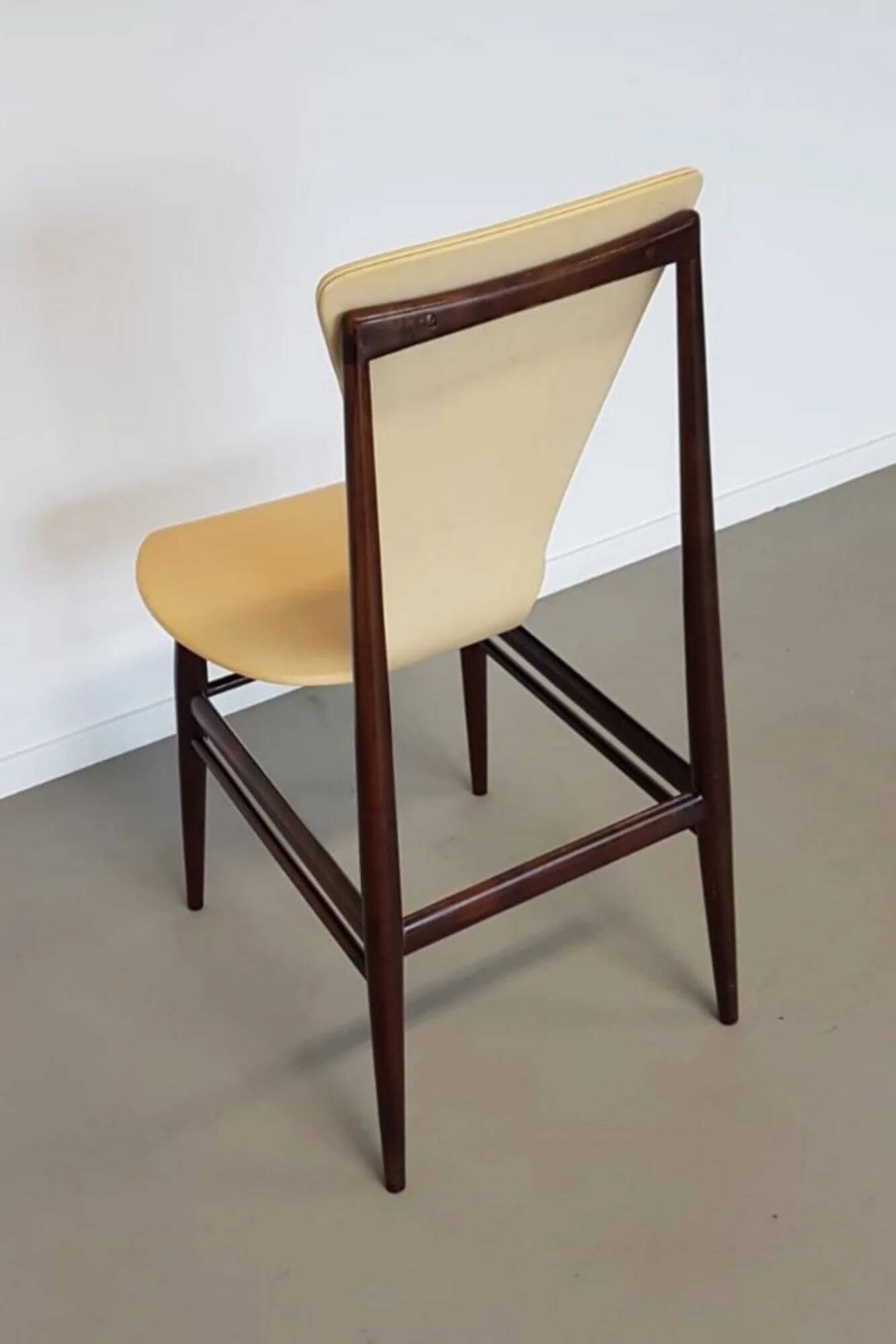 Set of 4 floating seat dining chairs / 1950s