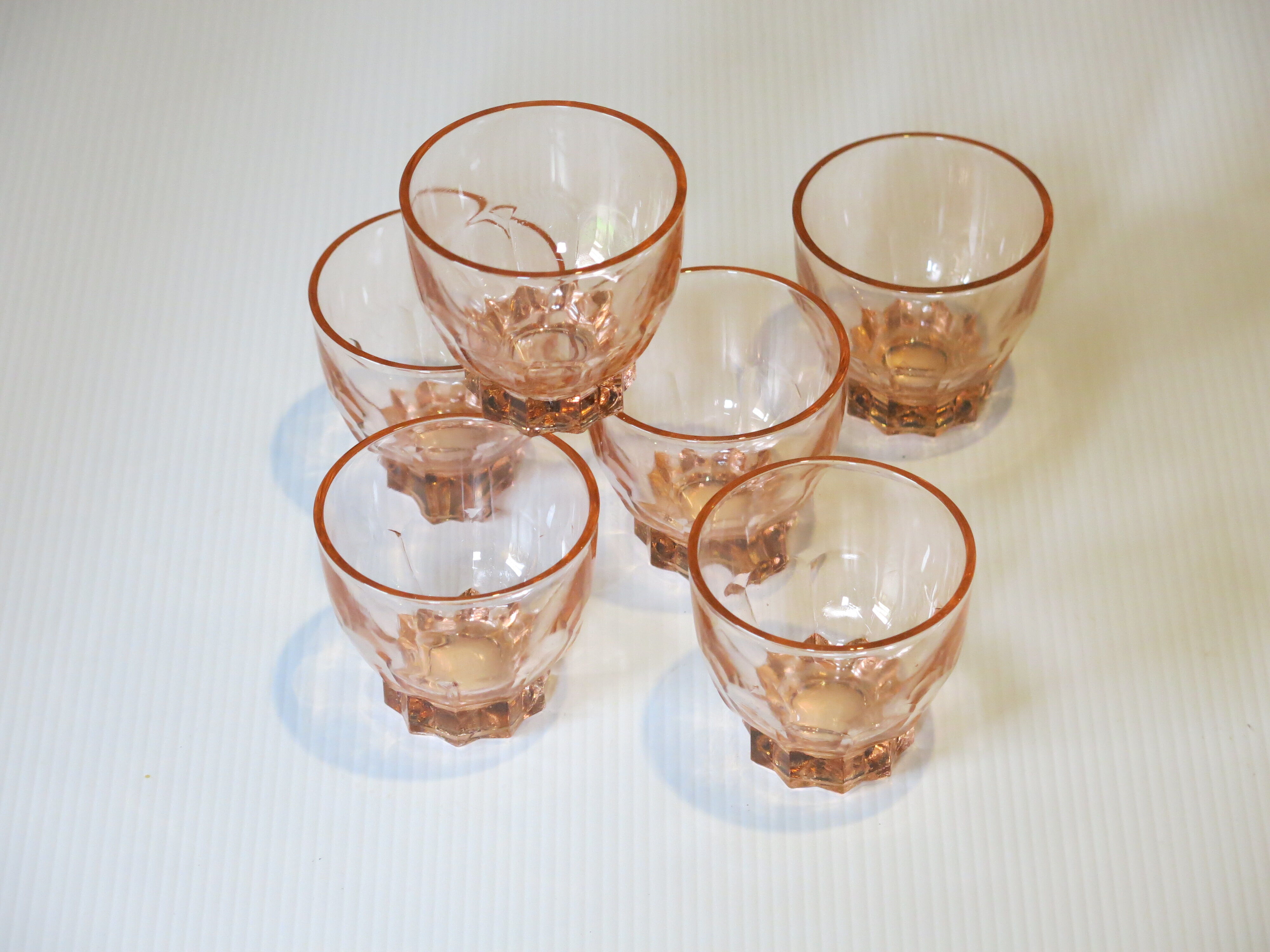 6 vintage pink glasses