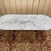 Table de bistrot en fer et marbre 160 cm