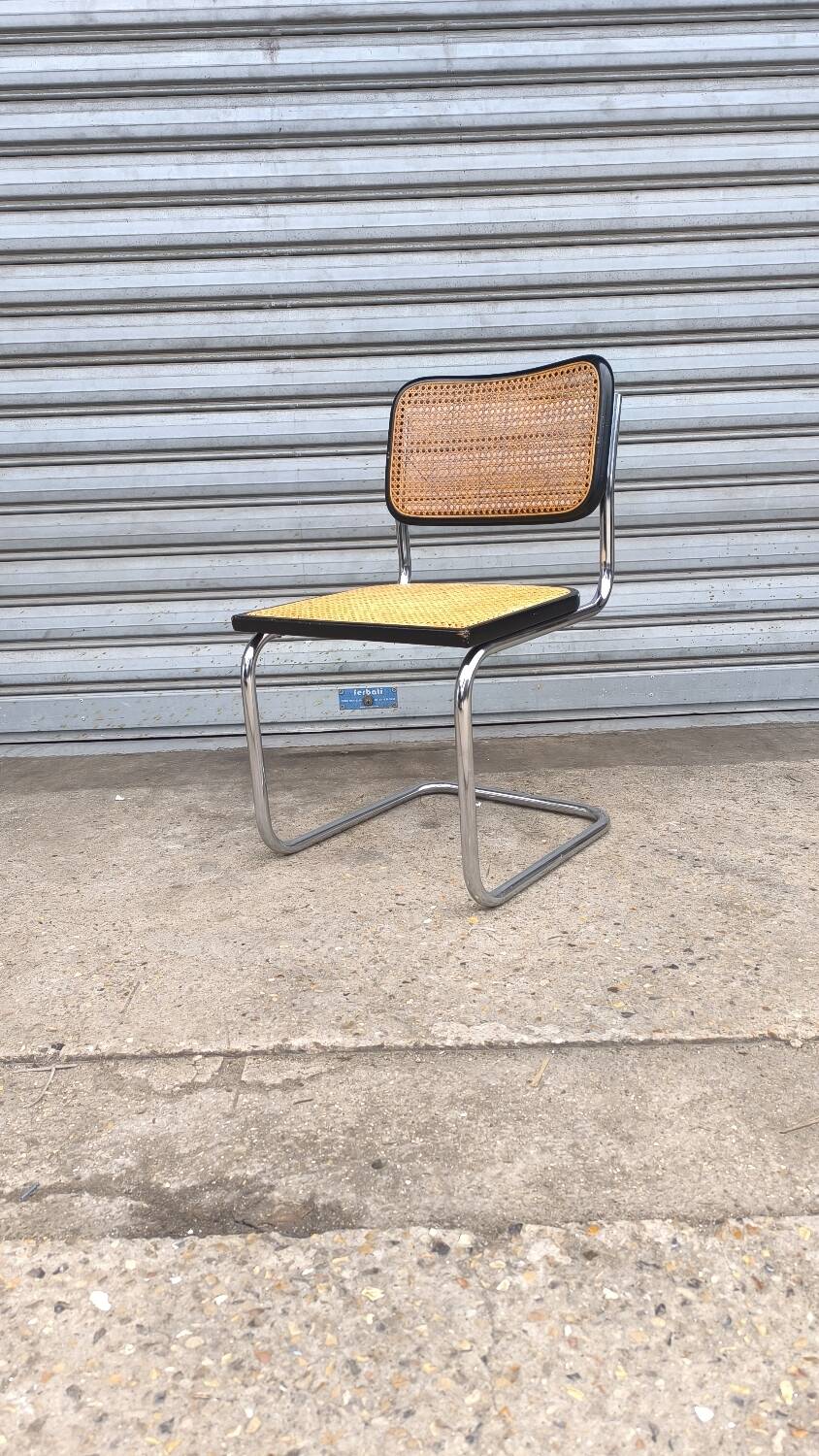 Cesca B32 chair design Marcel Breuer