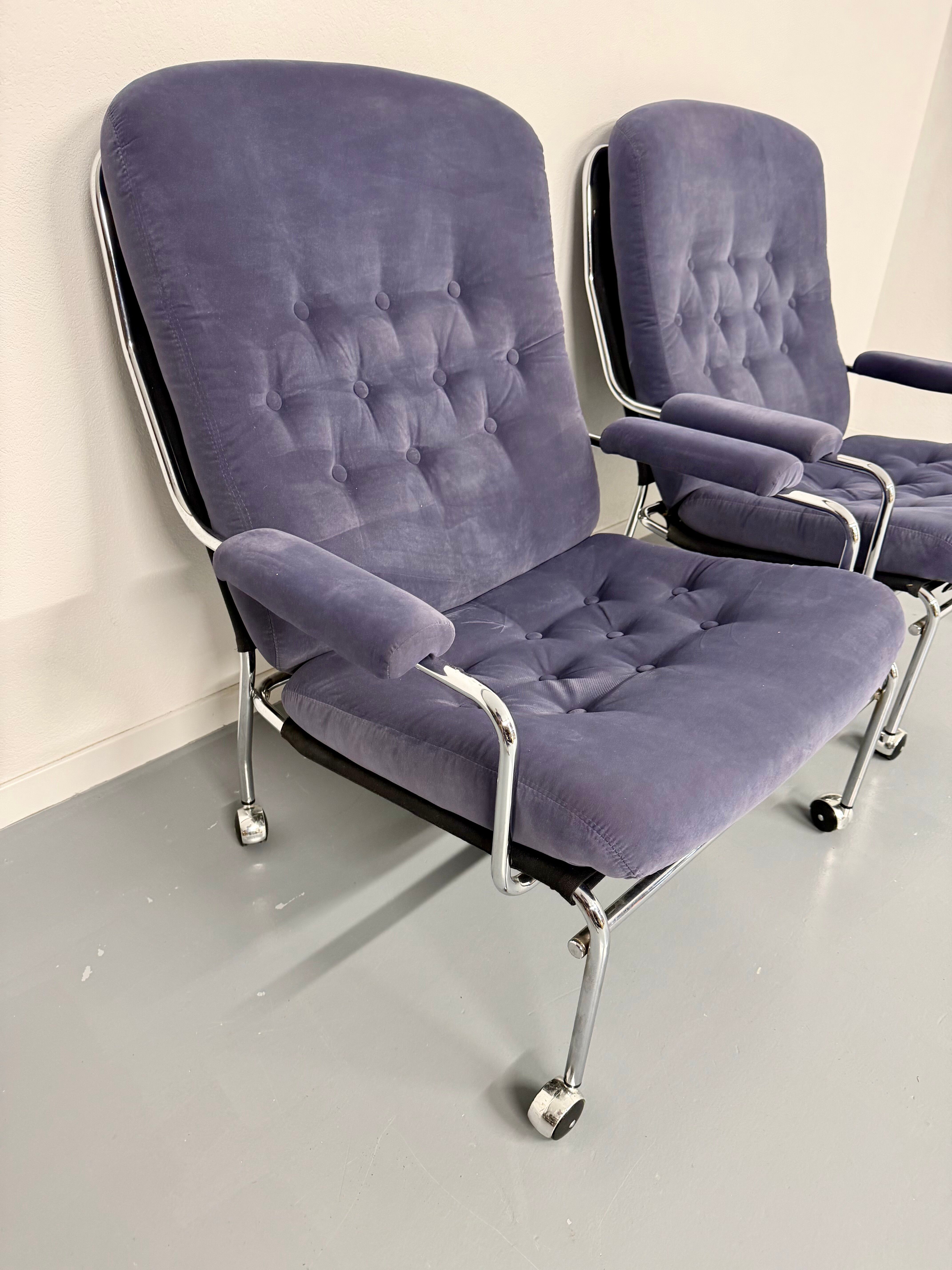 Paire de fauteuils lounge roulette design scandinave Bruno Mathsson