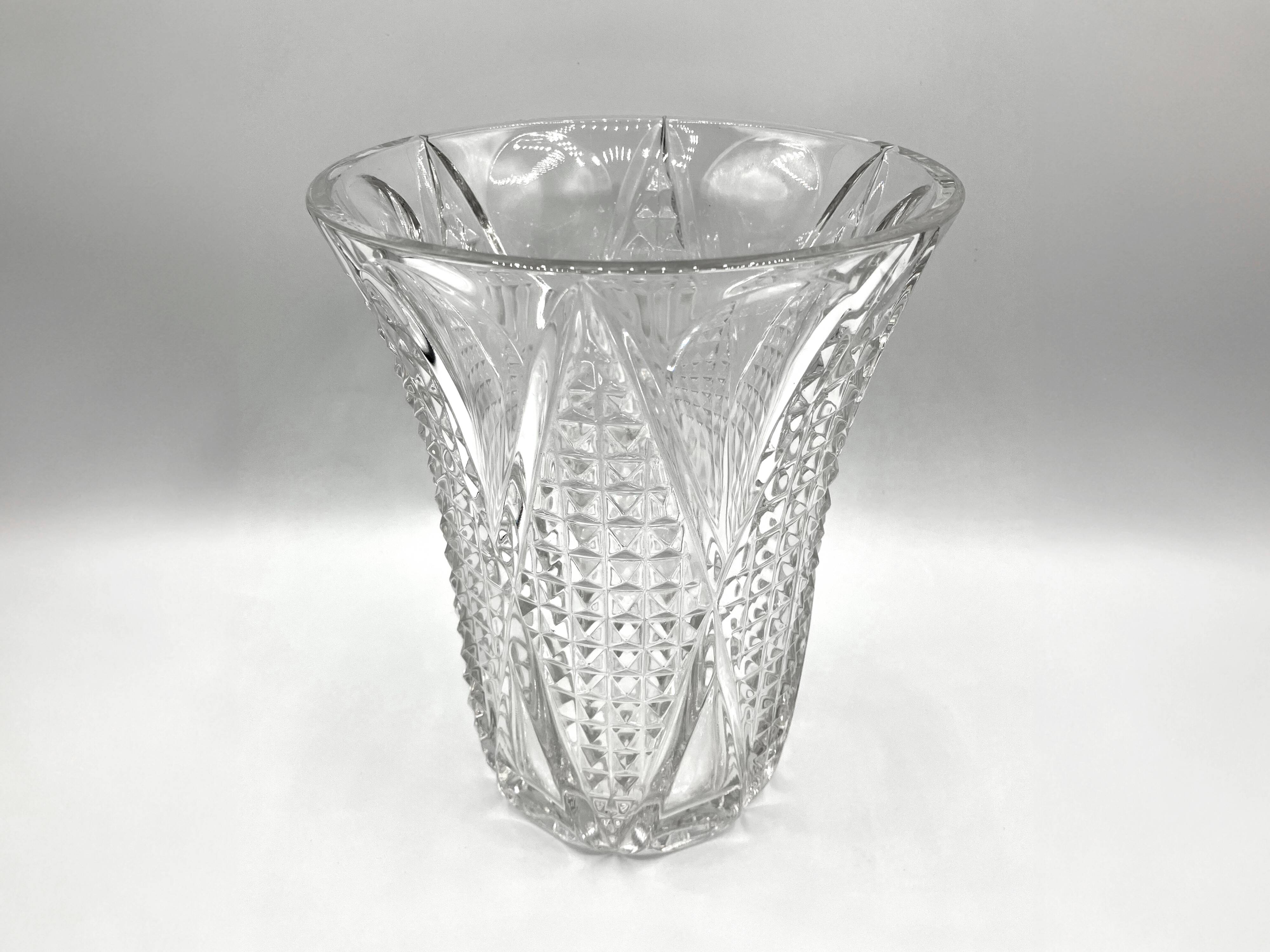 "Sonia" vase • Luxval collection • VAL SAINT LAMBERT • 1935 • Pressed glass