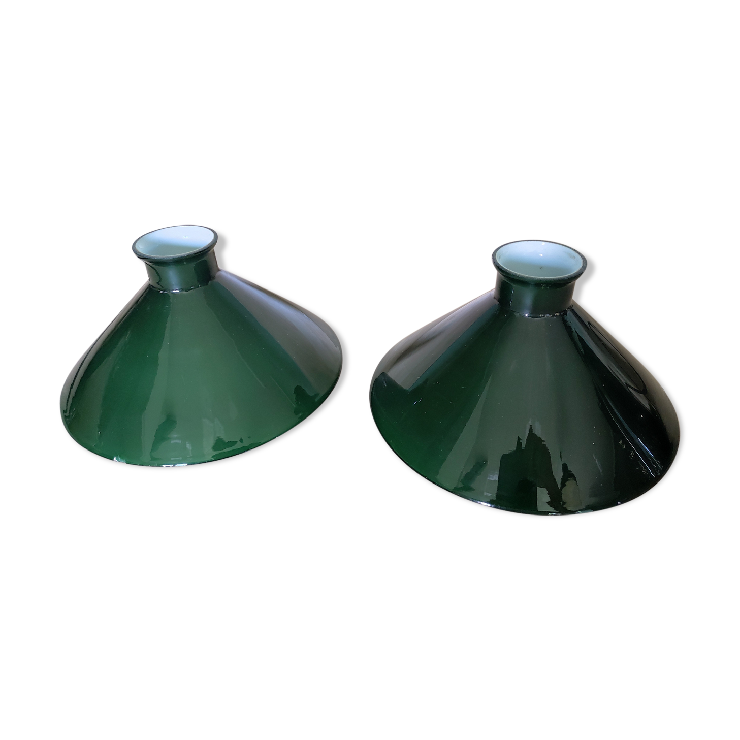 Lot 2 abat jour verre opaline vert