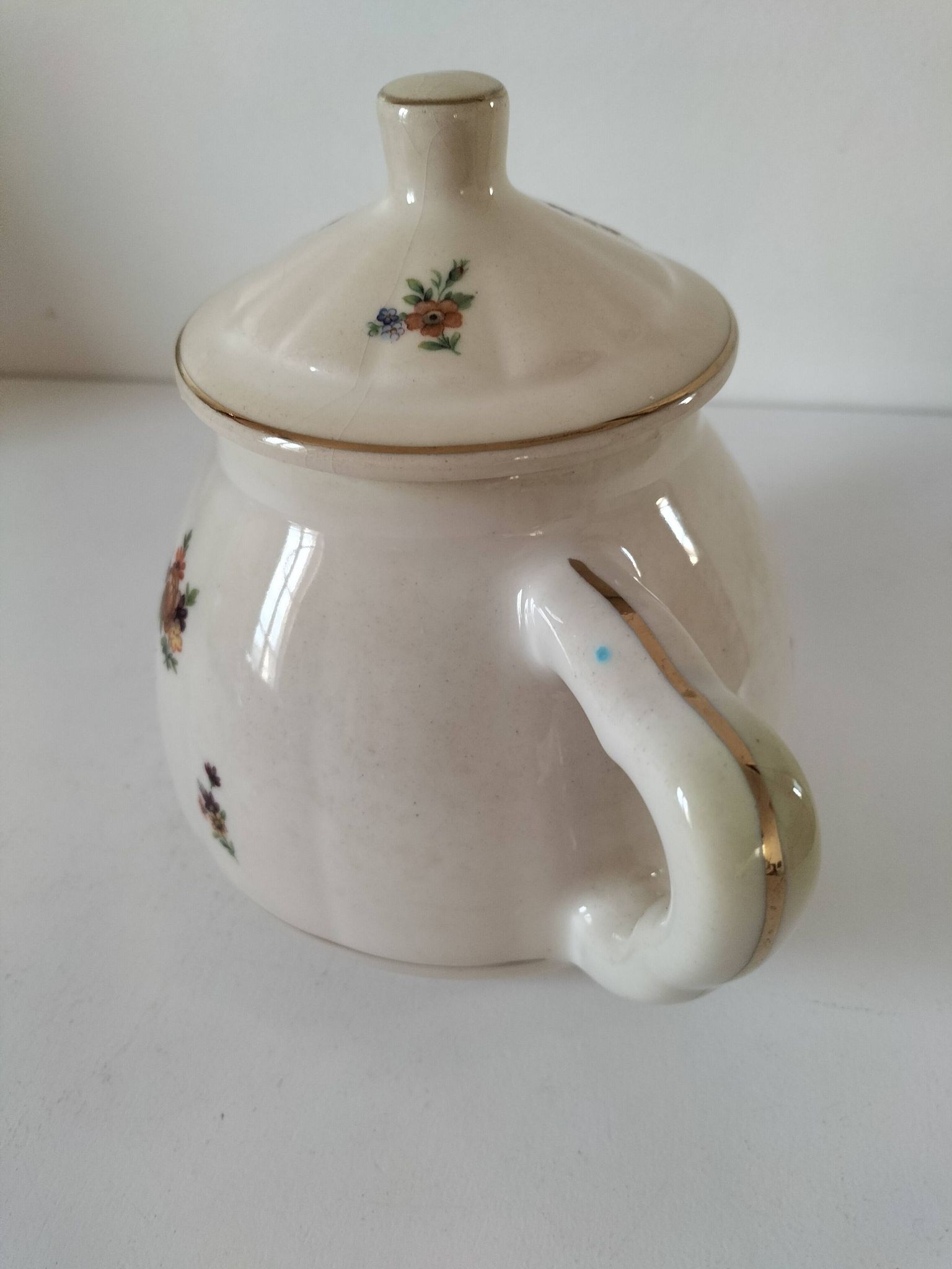 Sultana style teapot