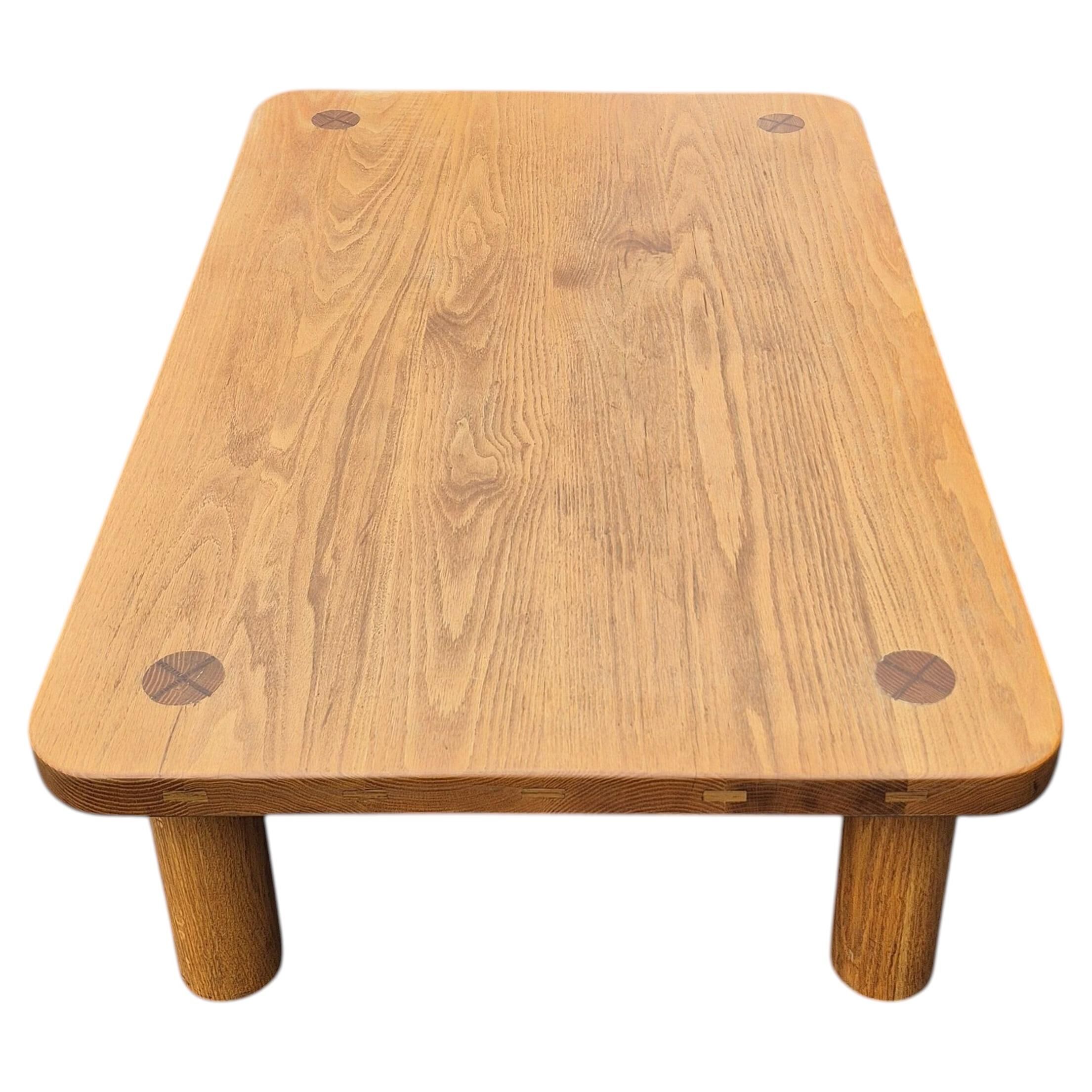 Table basse des années 60 en bois de style Perriand et Chapo, Pays-Bas.