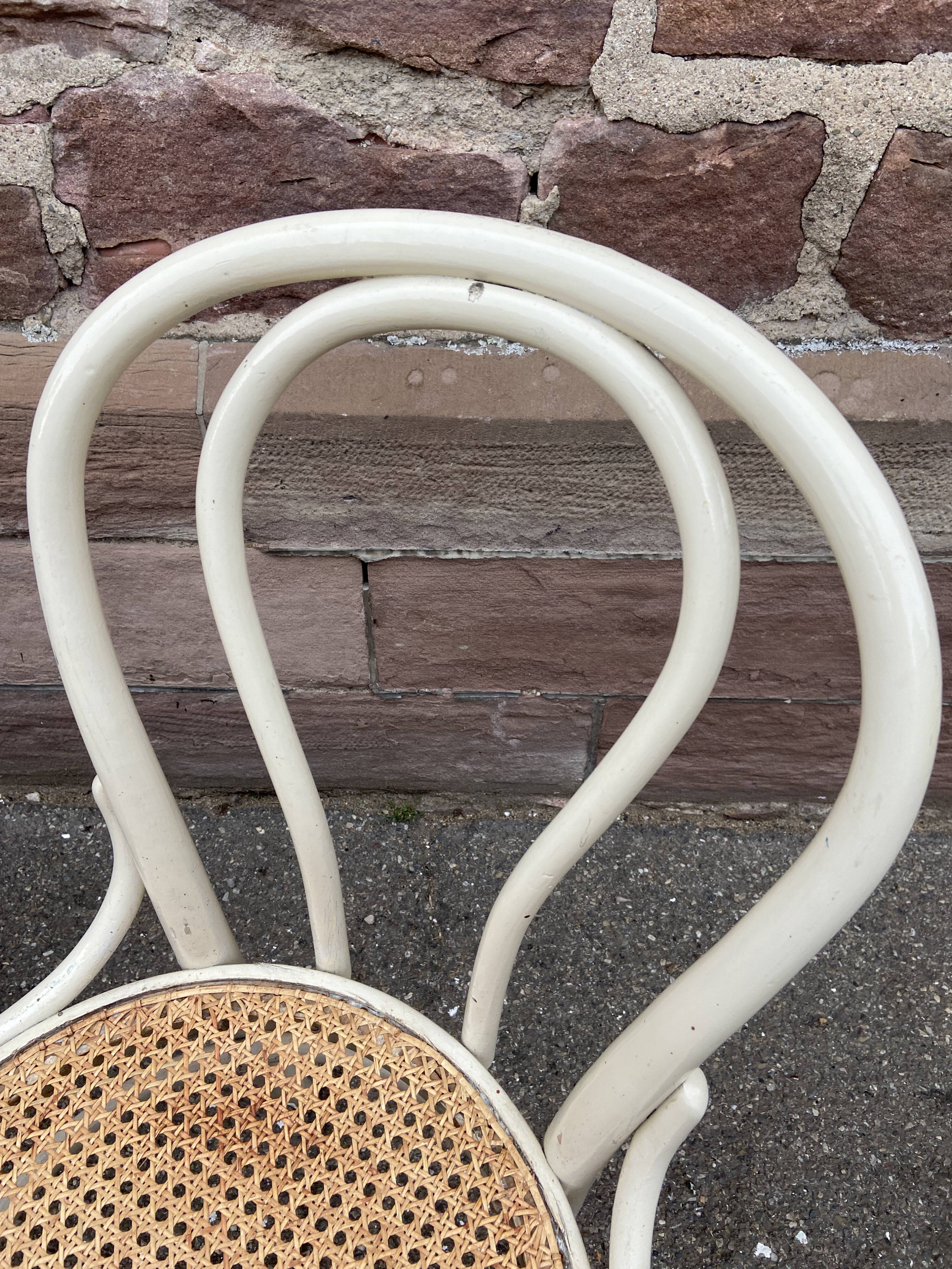 Pair of Viennese bistro chairs Bent wood