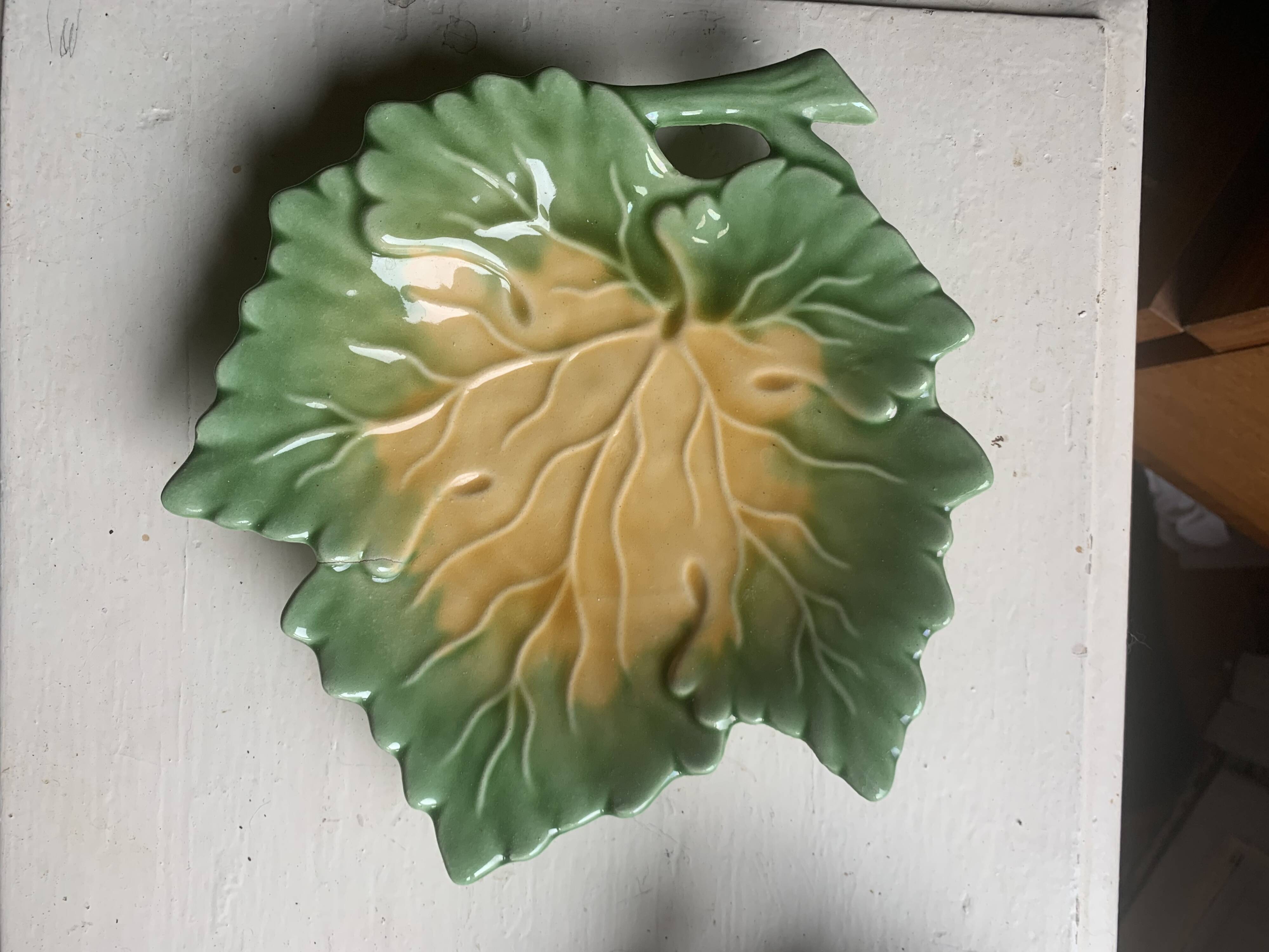 Pocket emptier dish, leaf slip stamped Orfinox, vintage