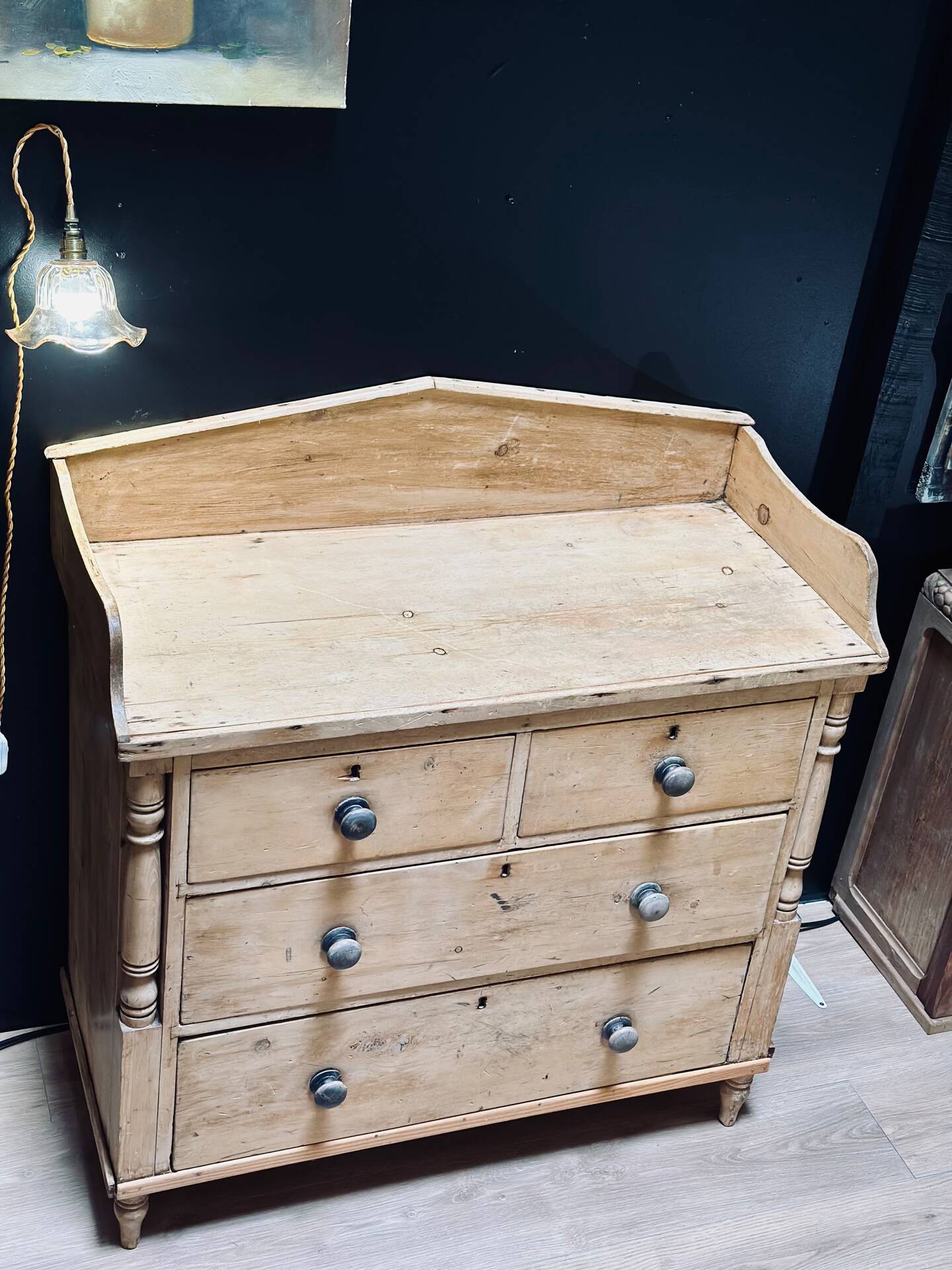 English commode