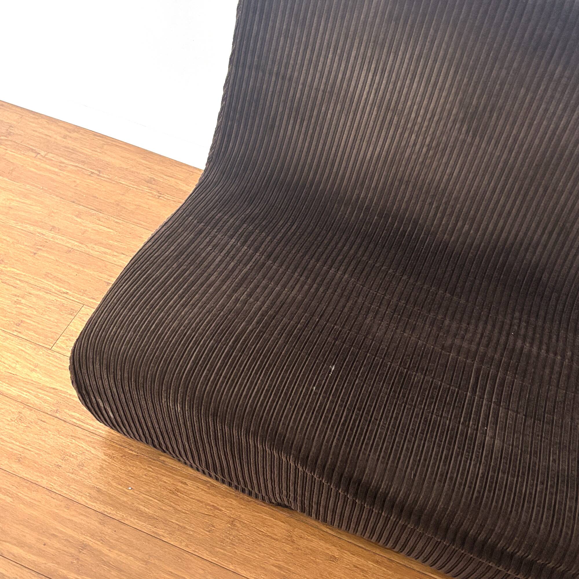 Two-seater velvet canapé from the 1970s.