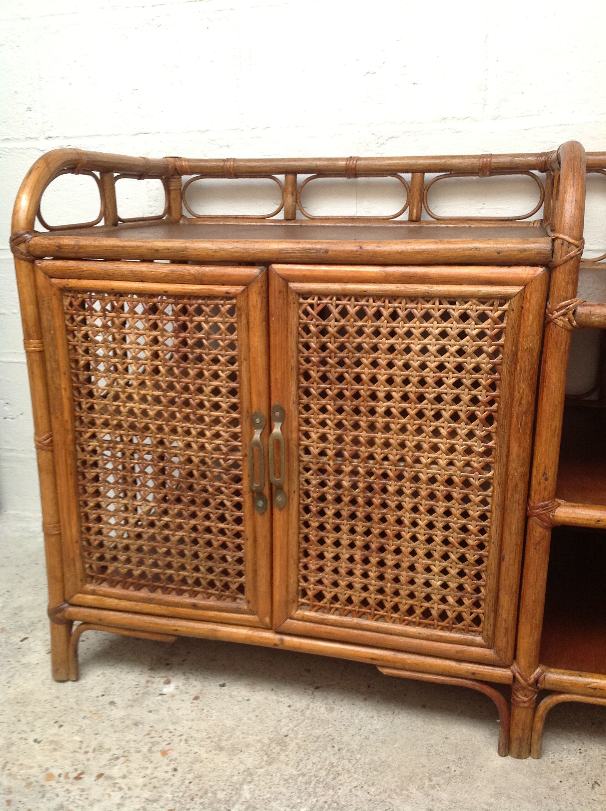 Buffet vintage cannage rotin et bois