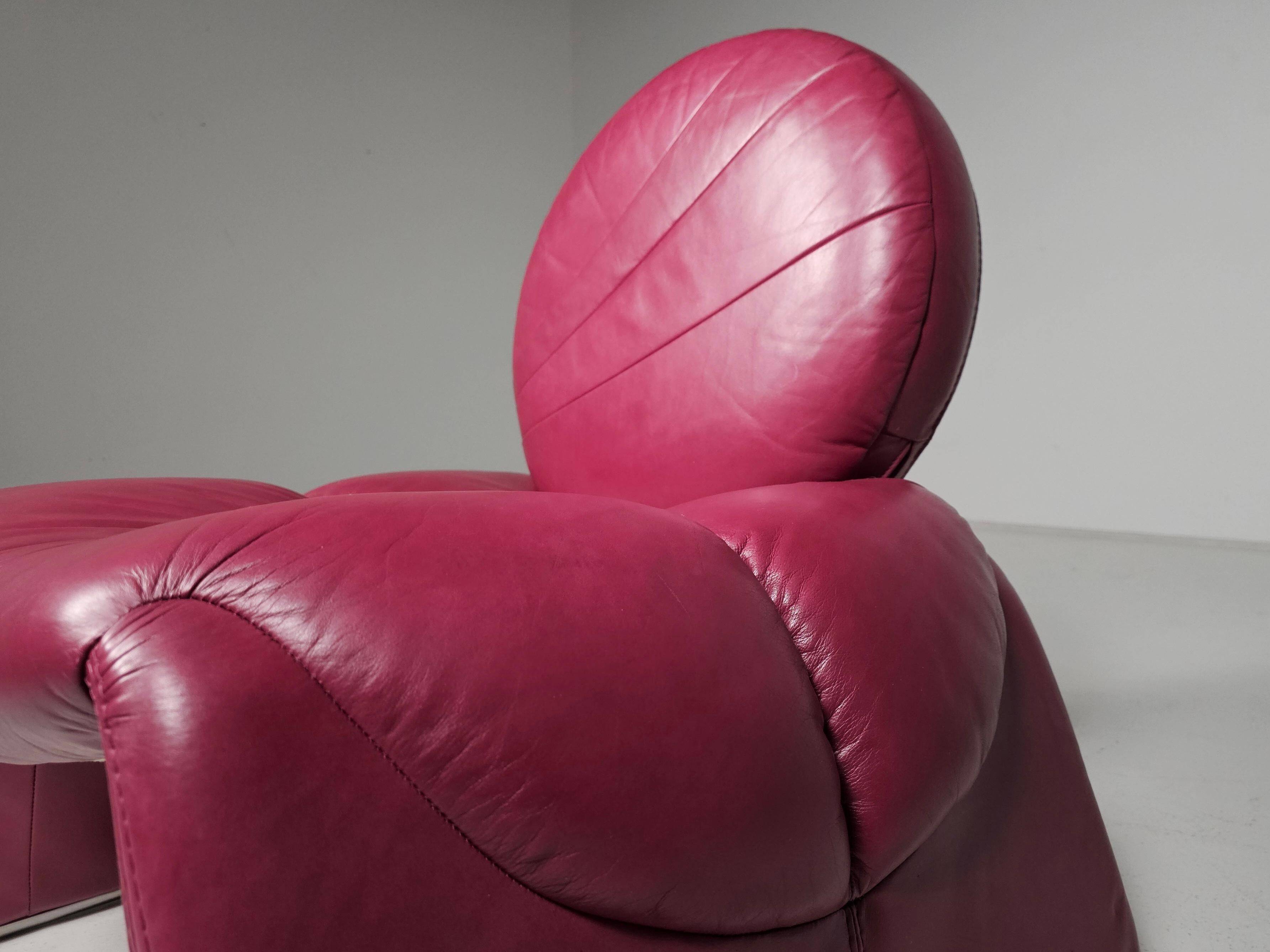 Calypso pink chaise longue by Vittorio Introini for Saporiti, Italy, 1970.