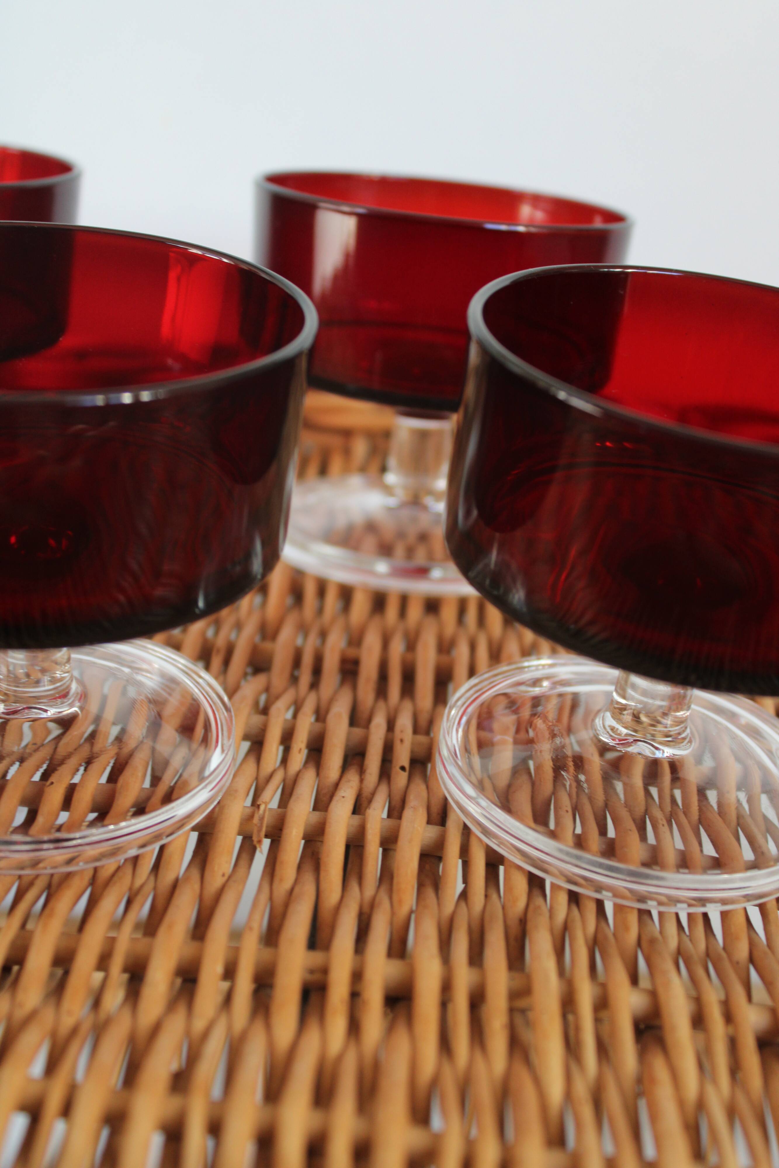 4 coupes à champagne rouges Luminarc
