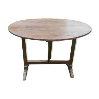Old winegrower's table solid oak waxed and morning in the old