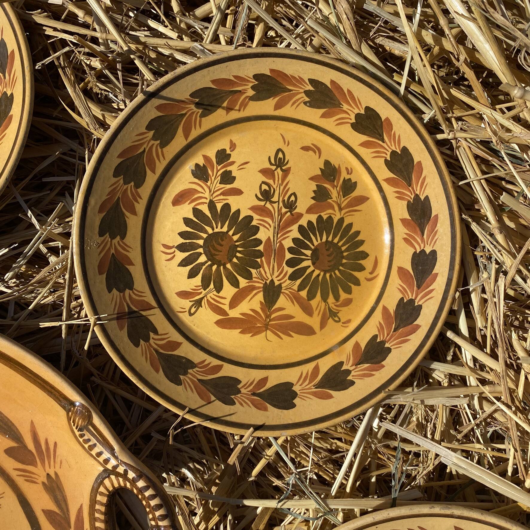 HB Quimper plates, hand-painted dessert service