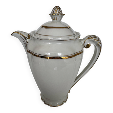 Vintage porcelain coffee pot from Limoges, former royal factory.