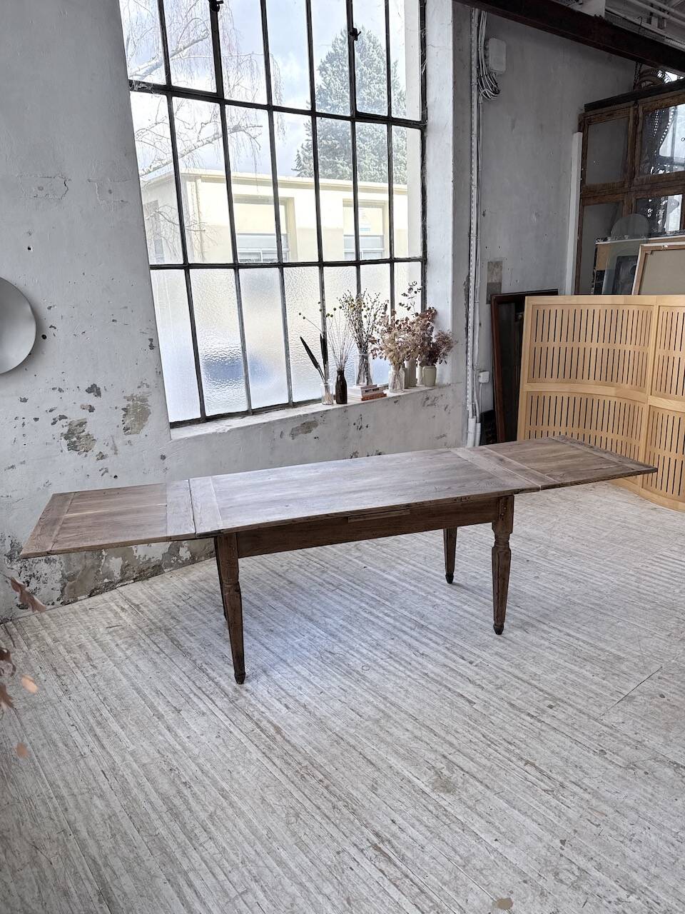 Solid oak farmhouse table with integrated extensions 1950
