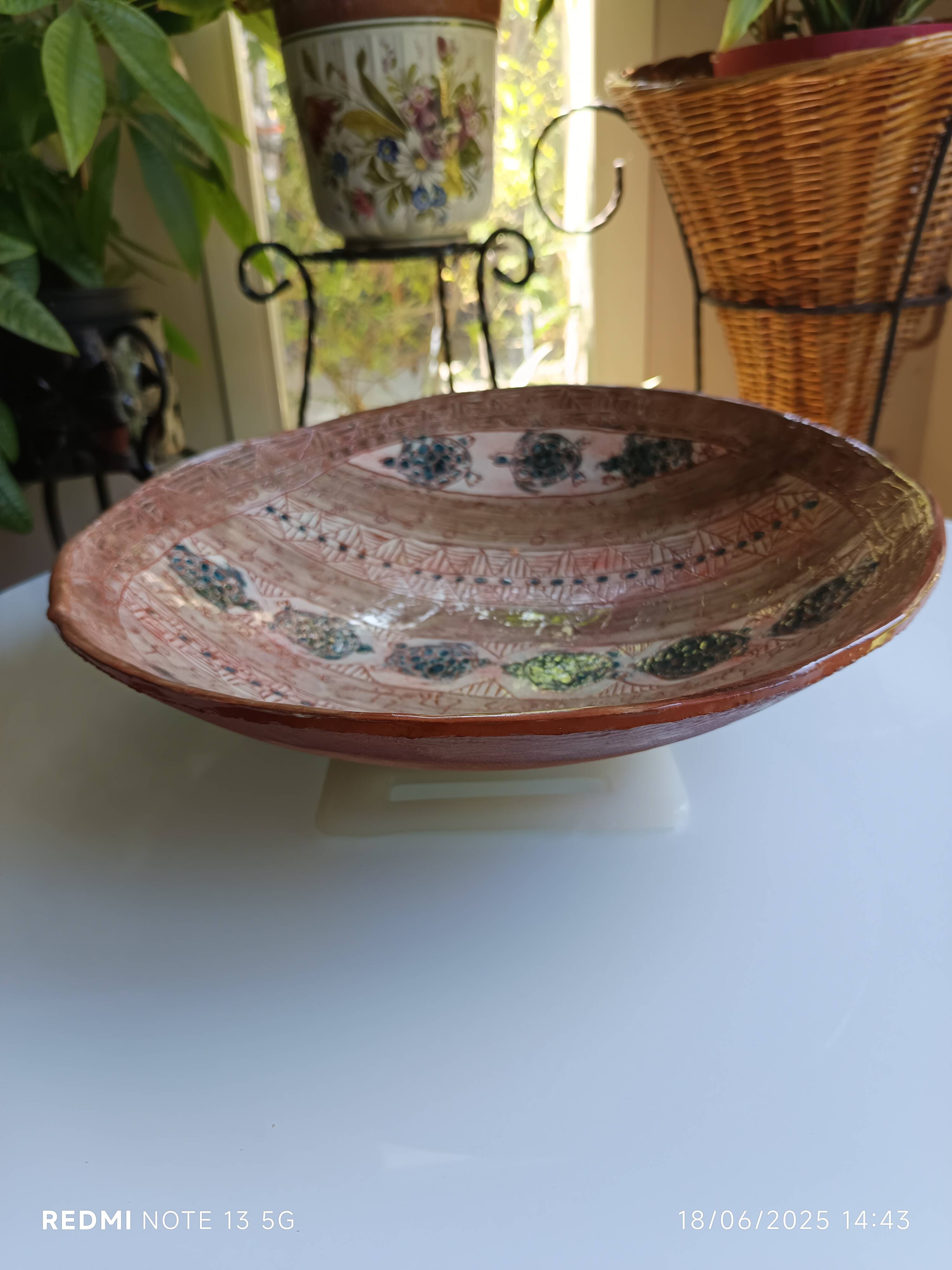 large ceramic fruit bowl with ethnic and turtle decoration 2007