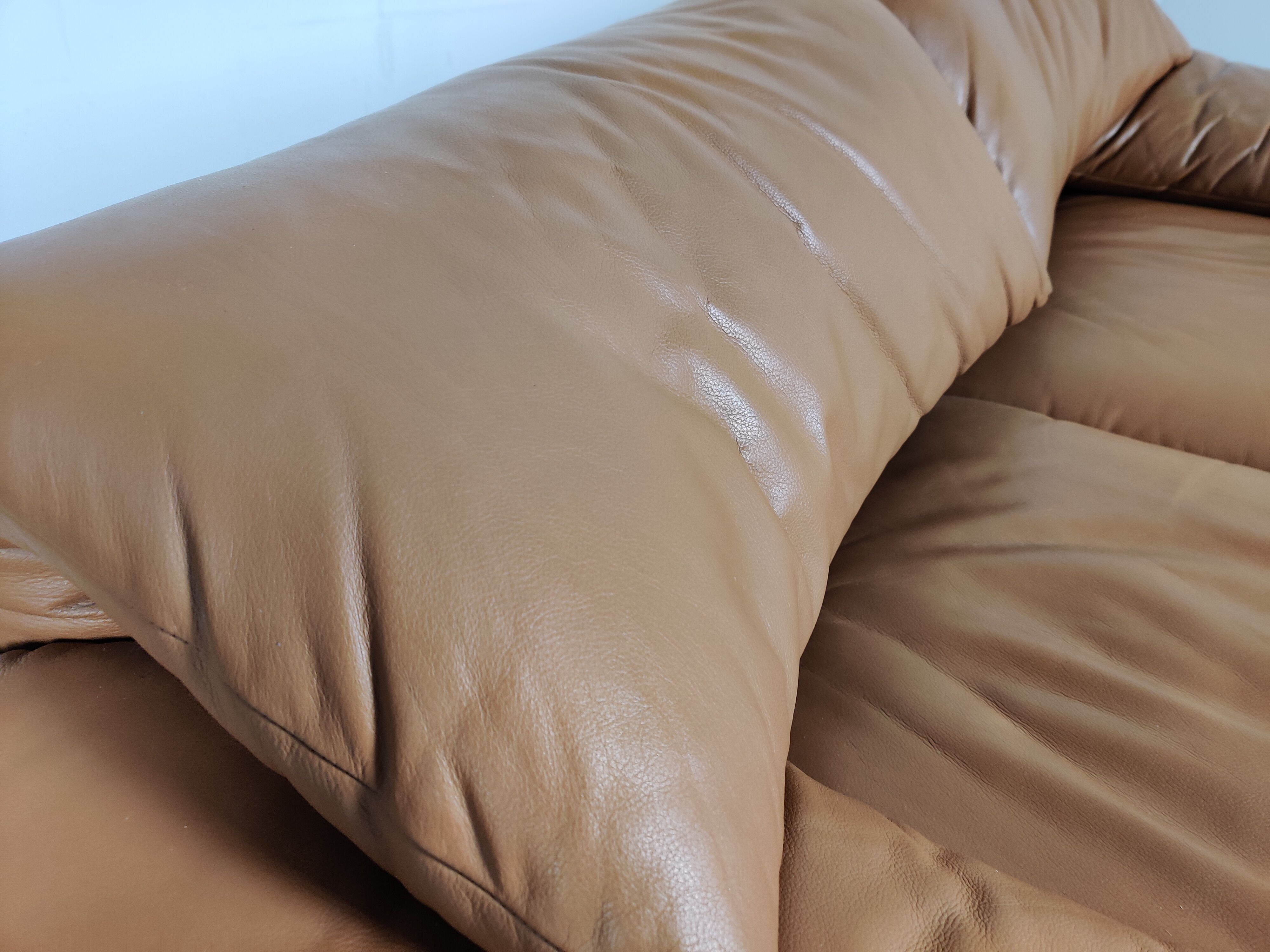 2-seater sofa Maralunga de Cassina, leather 80s/90s