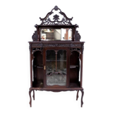 Vitrine, Europe du Nord, vers 1910.