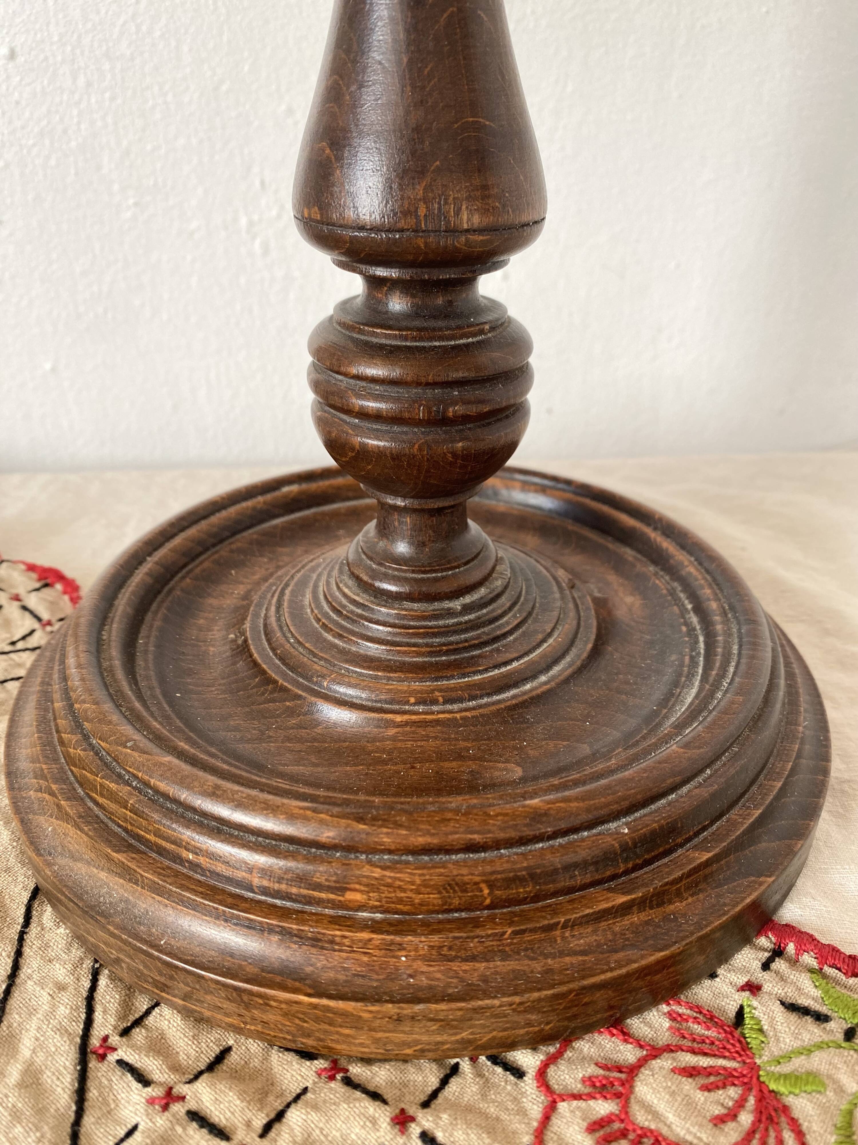 Lampe rétro bois tourné et perles 41 cm