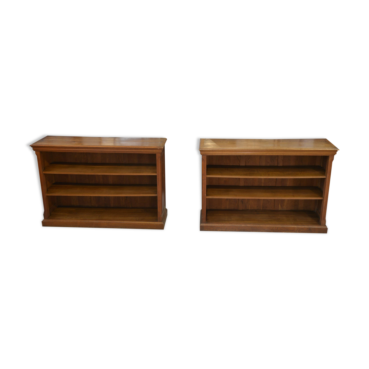 Pair of solid oak bookshelves from the 1920s.