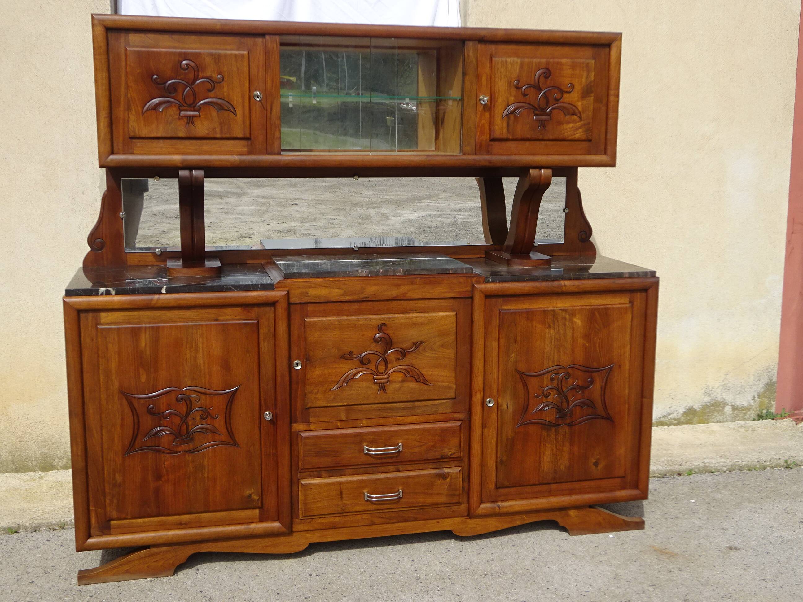 Large two-part buffet in solid walnut