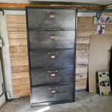 Meuble de métier à clapet basculant