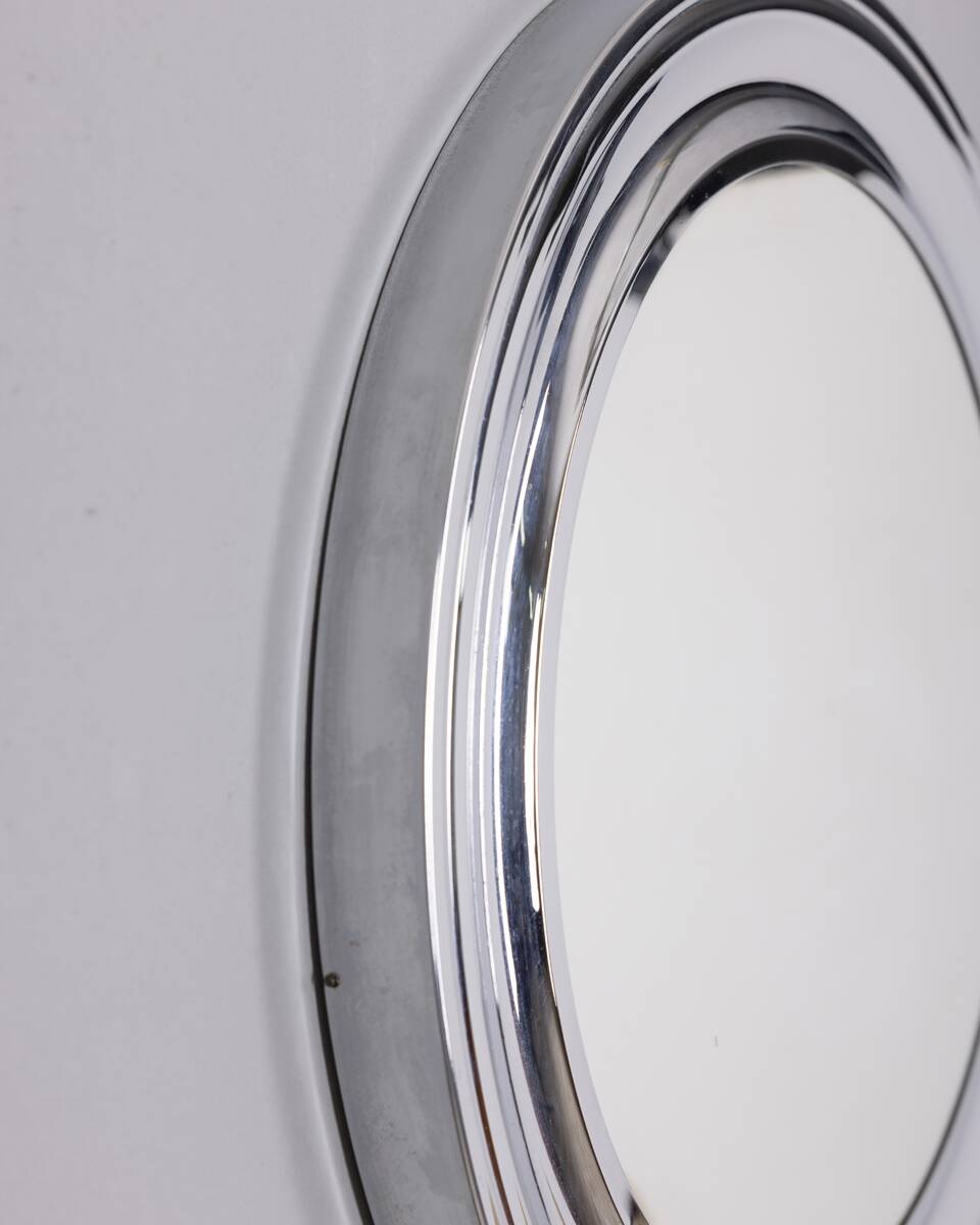 Vintage 1970s round wall mirror in chrome-plated metal, italian design