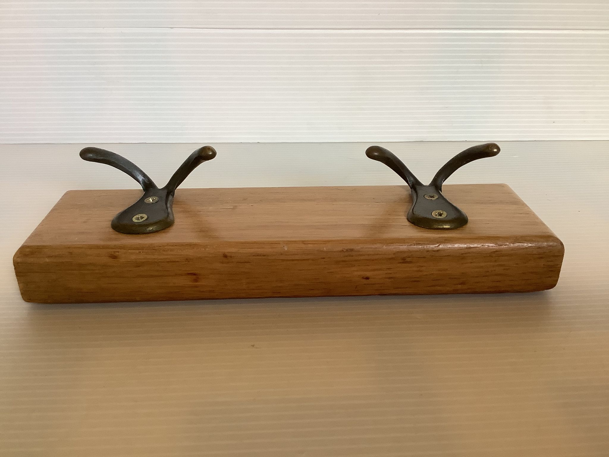 Tea towel holder