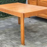 Maison Regain dining table