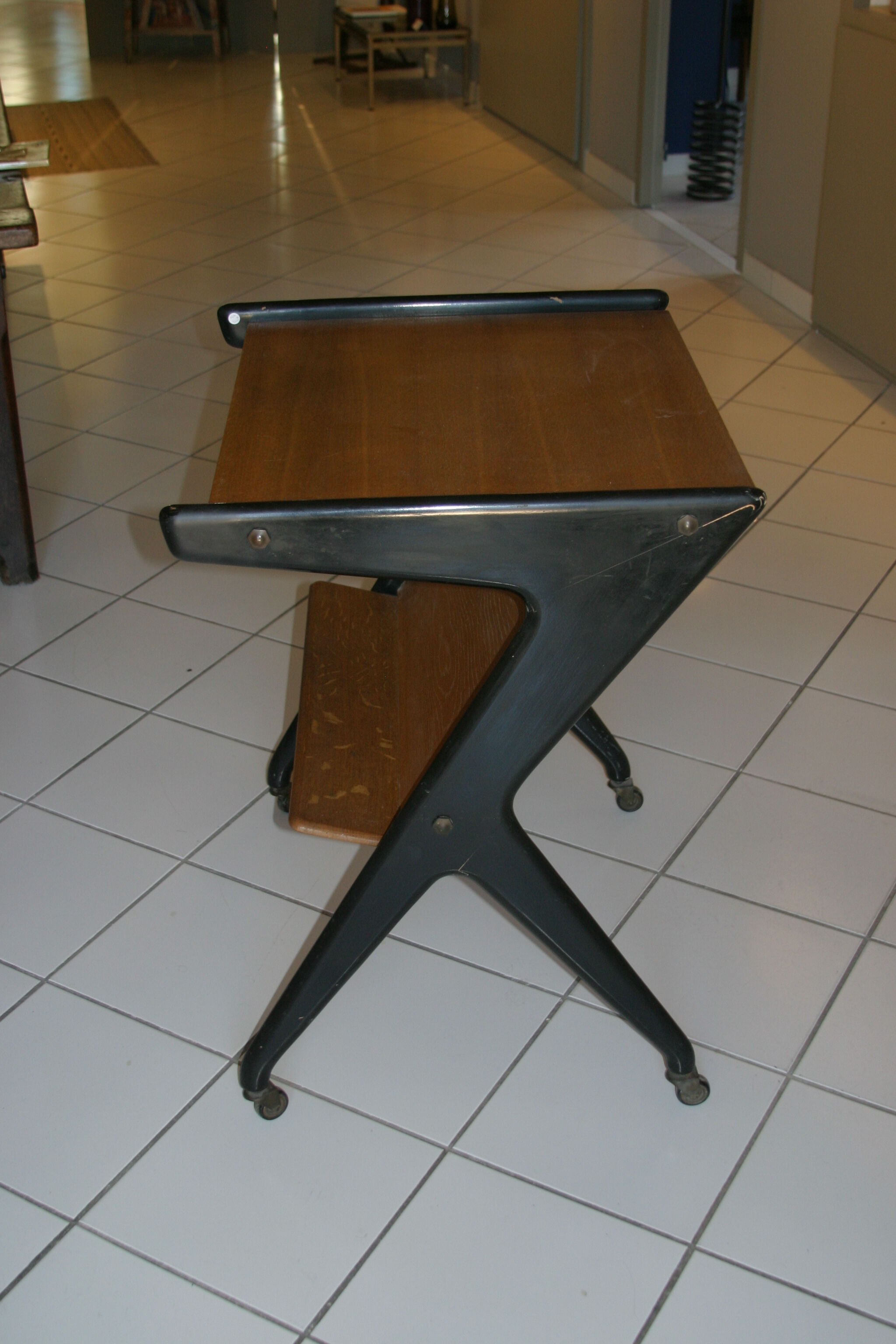 Desserte en bois style années 1940