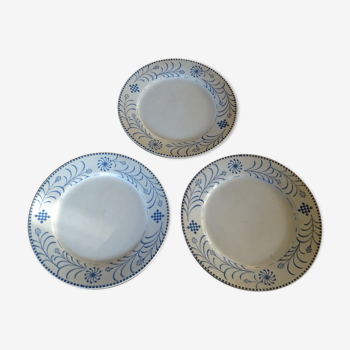 Lot de 3 assiettes en faïence creil et montereau labrador