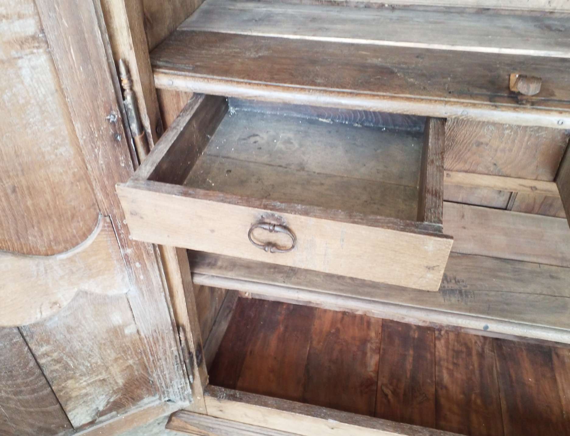 Armoire en chêne