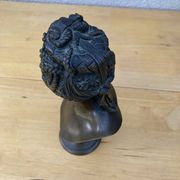 Bust of a woman