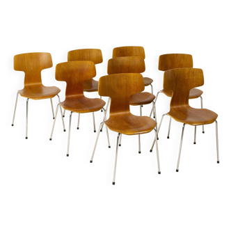 8 chaises T en teck, conçues par Arne Jacobsen pour Fritz Hansen, années 1980