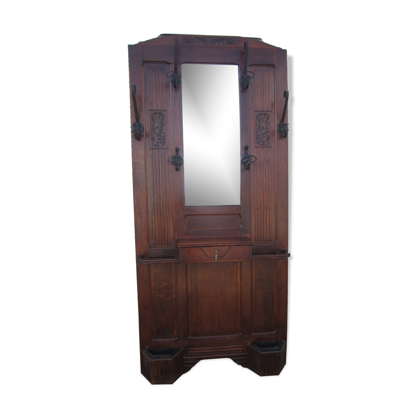 Vestiaire wears hat coat and art deco umbrella in wrought iron patere wood