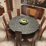 Round table in polished granite 10 seats