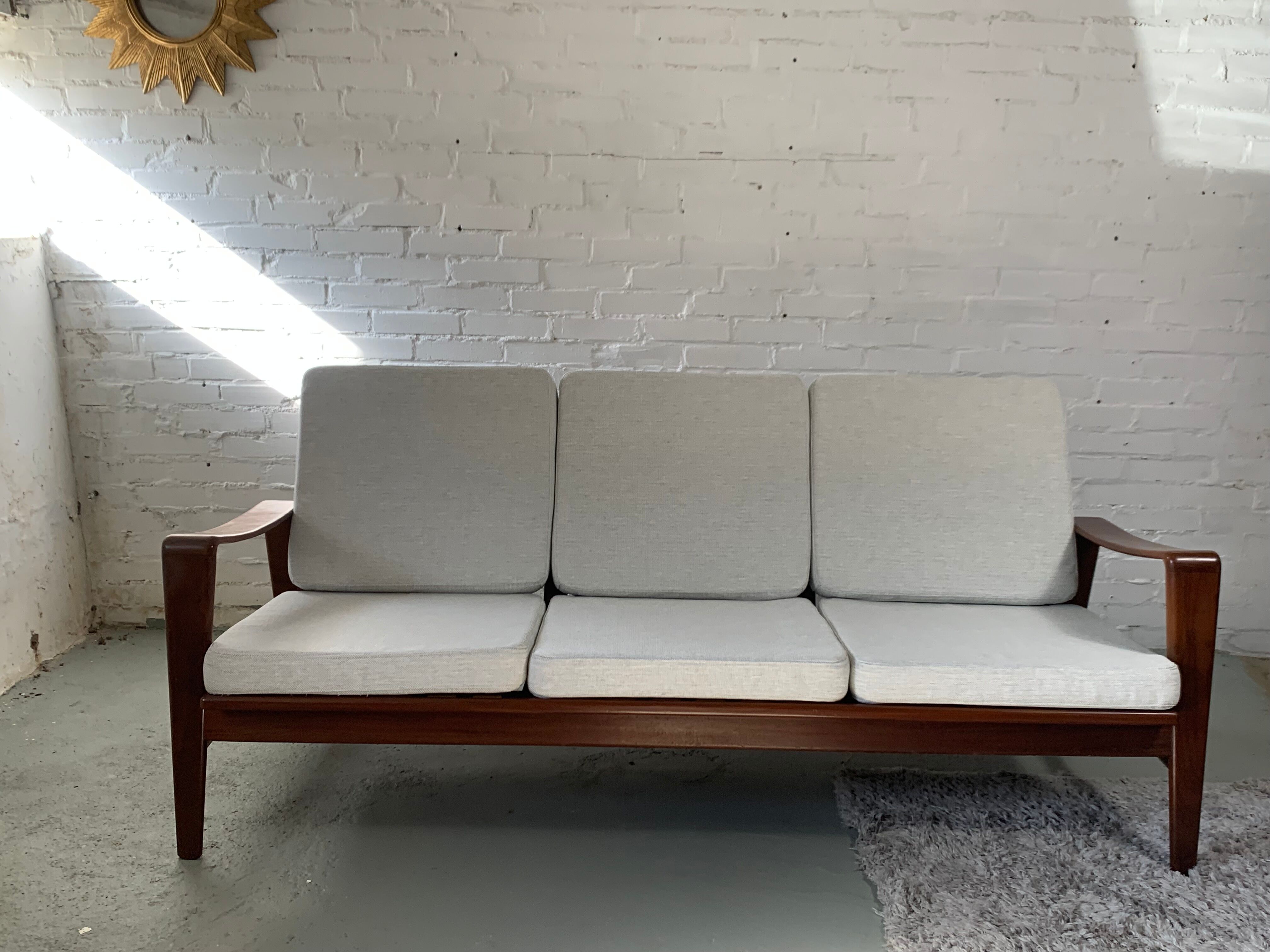 Arne Wahl Iversen Sofa for Komfort, 1960's