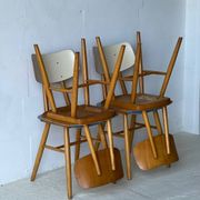 Chaises de salle à manger par TON