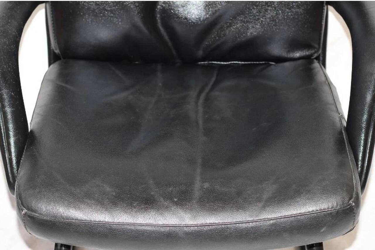Cantilever office chair