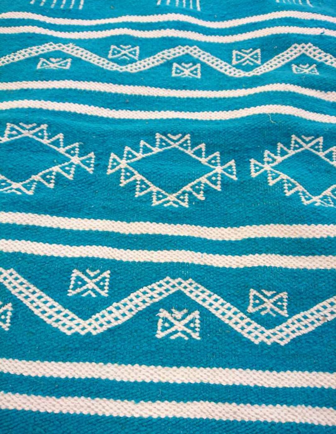 Blue and white carpet handmade 115x185cm