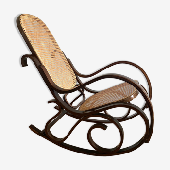 Rocking chair cannage and wood